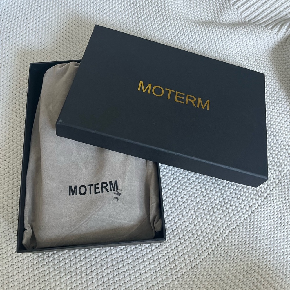 MOTERM Taupe TN in Black Gift Box with Beige Dust Bag BRAND NEW